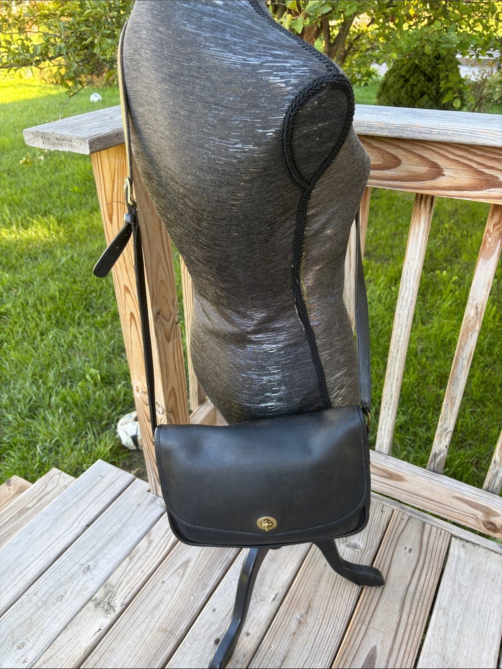 Coach vintage Black Leather Crossbody Bag - Timeless Everyday Carry 7932
